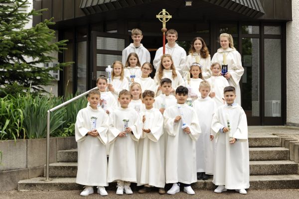erstkommunion-1-20261ECF2301-51F9-FD58-A9F8-CD8F07BD5148.jpg
